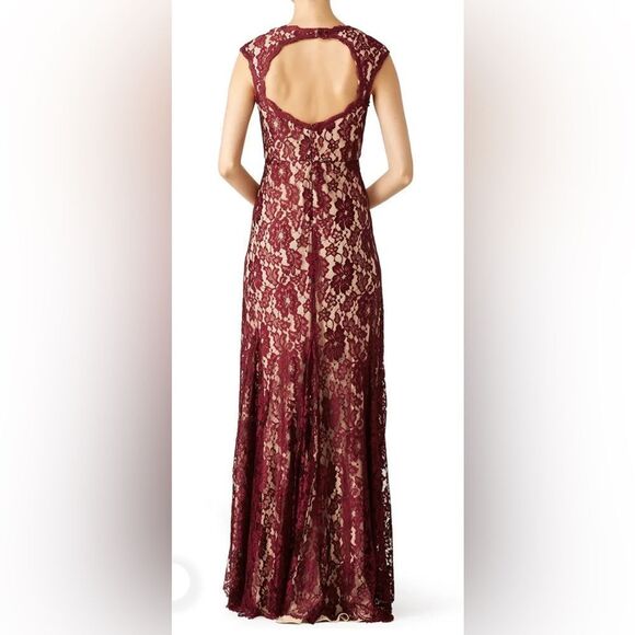 LM Collection Romantic Ride Gown Size 10 - Picture 3 of 10